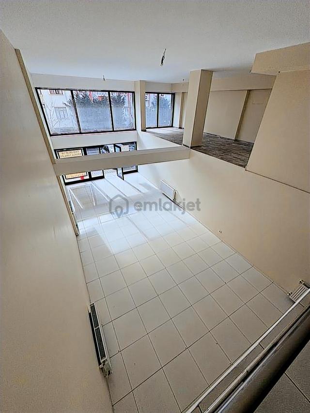 Emek Emlak'tan Körfez Mimar Sinan Mah.de Kiralık Dükkan-işyeri 5