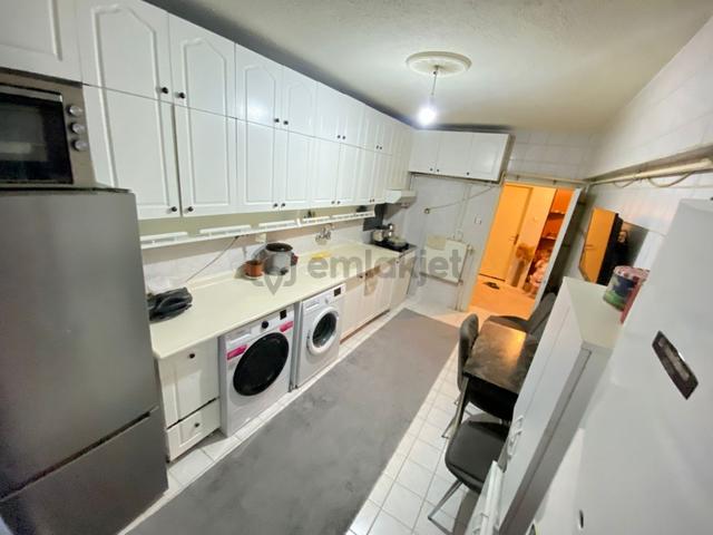 Es As Emlak'tan Mareşal Çakmak Mh Ara Katta 130m2 Masrafsız 3+1 4