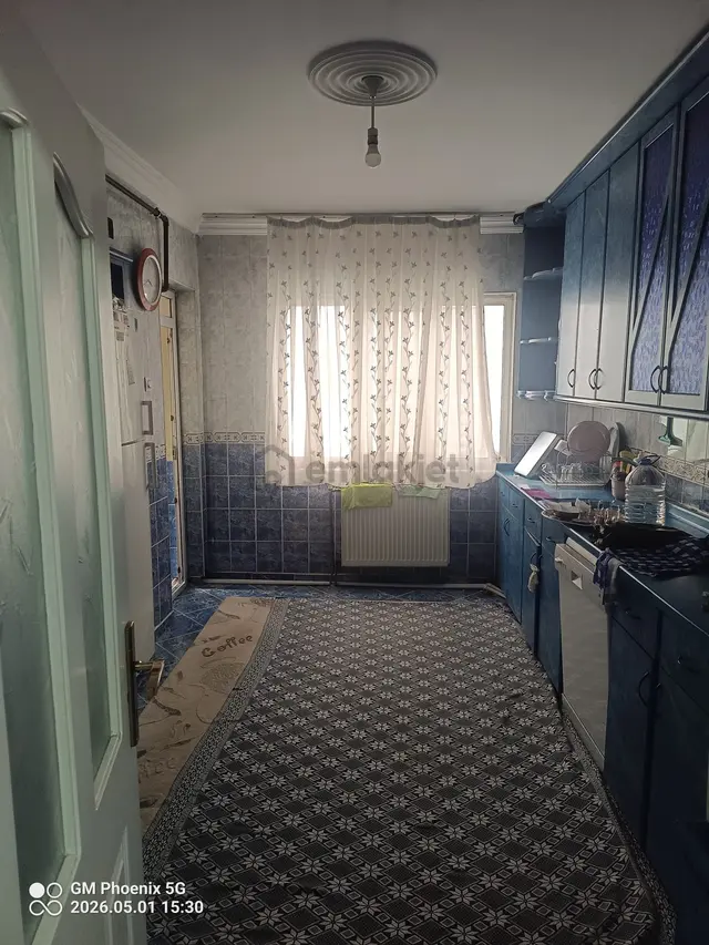 Acil Acilfırsat Abdulhamithan Camiine Yakın Satılık Ara Kat 3+1 3