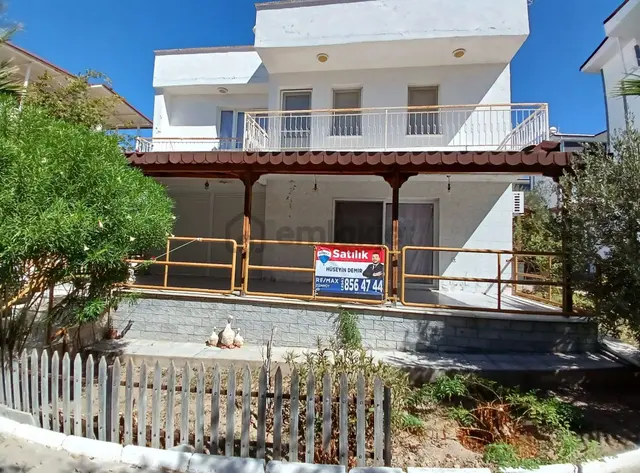 Doğa Ve Deniz Manzaralı Site İçi Tam Müstakil Bahçeli Villa 2