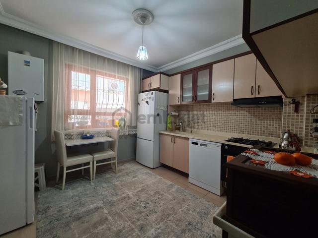 Selim Caddesi Paraleli Kat Konumlu Yüksek Giriş Geniş 2+1 Daire 5