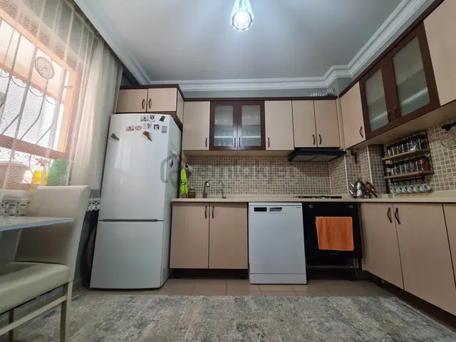 Selim Caddesi Paraleli Kat Konumlu Yüksek Giriş Geniş 2+1 Daire 3