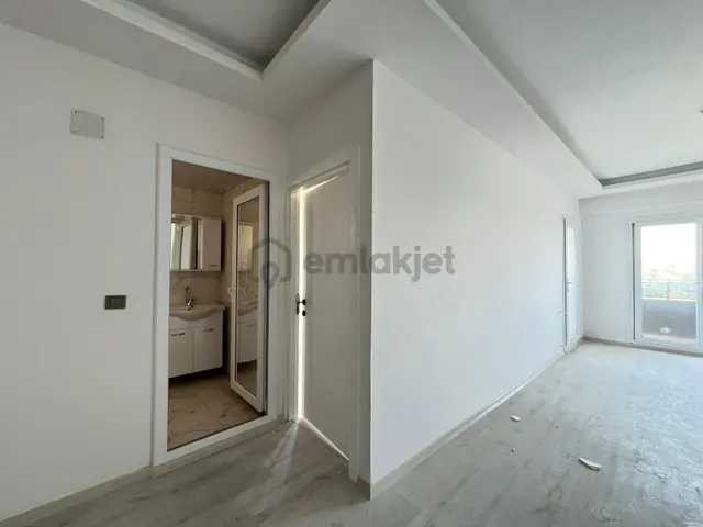 King ' Den Tırtar Da Satılık 1+ 1 Havuzlu Daire 2
