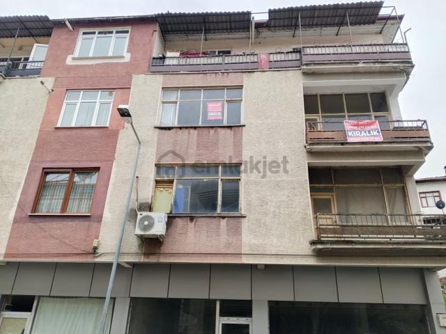 Adalet Gold Group Emlak'tan Kiralık Daire Şair Emrah Mahallesinde 3+1 Doğalgazlı Uygun Fiyata 2