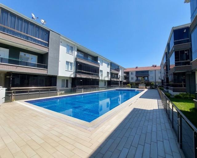 Elit Life Modern Sitesinde Havuz Cephe Kombili Geniş 2+1 Daire 3