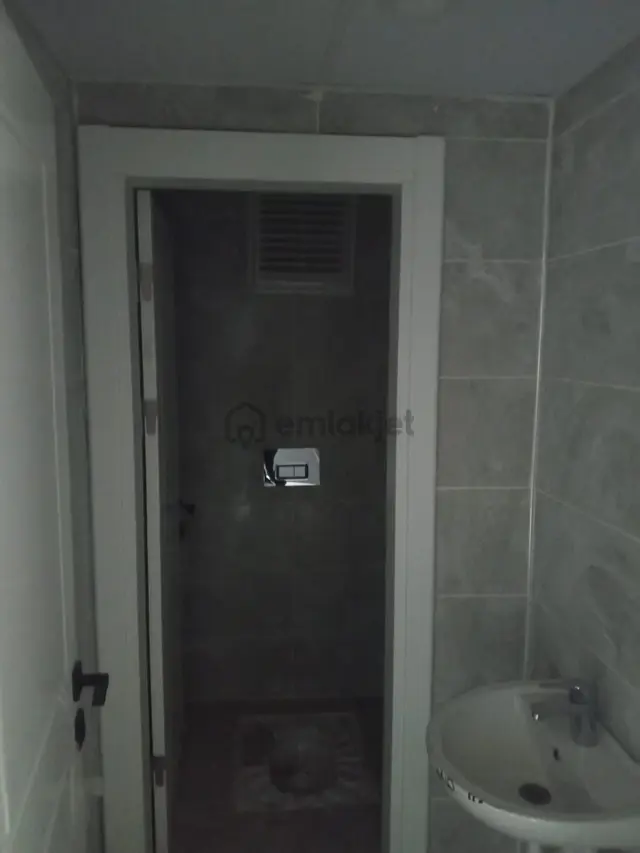 Adalet Gold Group Emlak'tan Sıfır Daire Site İçerisinde Kiralık Daire 3+1 135 M2 Net Uygun Fiyata 3