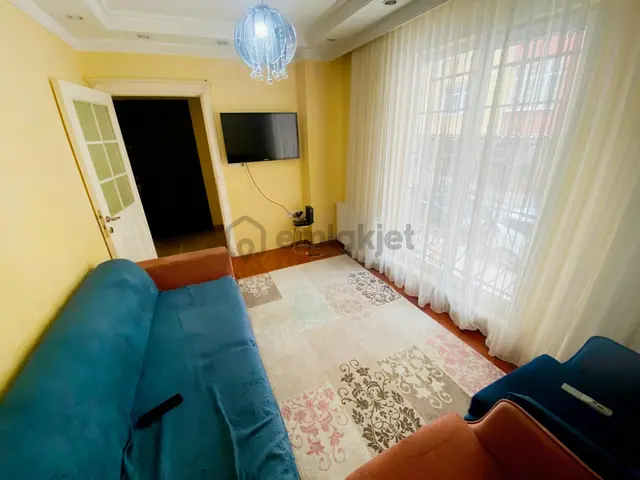 Bahçelievler Soğanlı 15 Yıllık Yülsek Giriş 2+1 Asansörlü 2