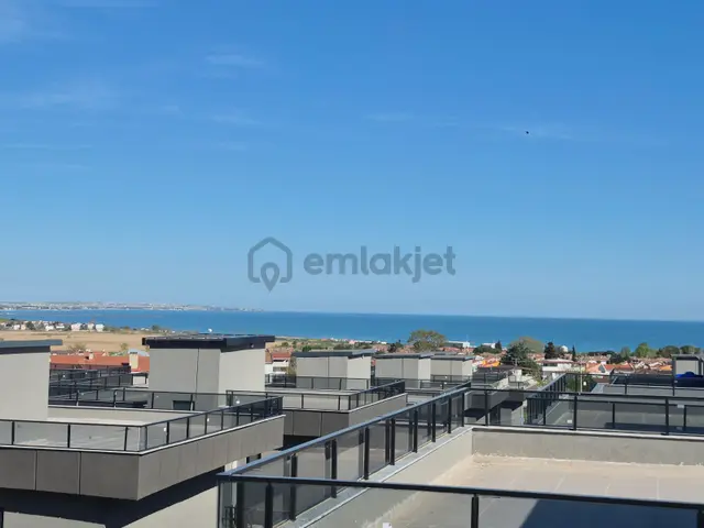 Delux'den Yenicede Müstakil Bahçeli Sıfır Lux Kiralık Villa 1