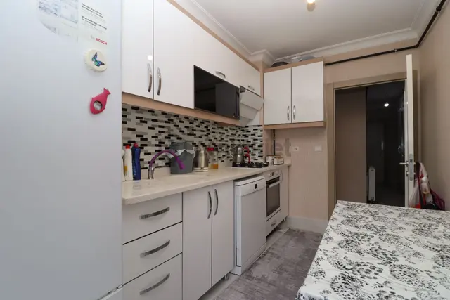 Akif'ten Topçu'da Yeni Binada Asansörlü Ön Cephe 3+1 Satılık Daire 4