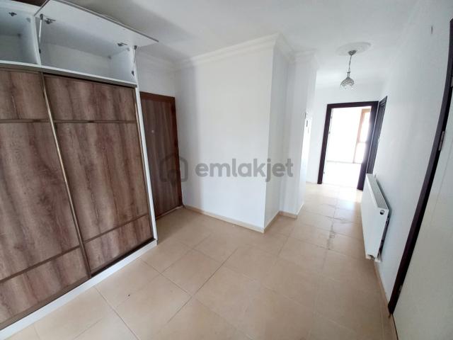 Onmax Cumhuriyet Mahallesi'nde Satılık 3+1 Daire 4
