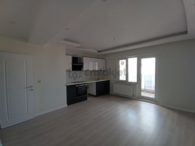 Çanakkale Esenler'de Site İçerisinde Arakat Sıfır 1+1 Kiralık Daire Çanakkale Esenler'de Site İçerisinde Arakat Sıfır 1+1 Kiralık Daire