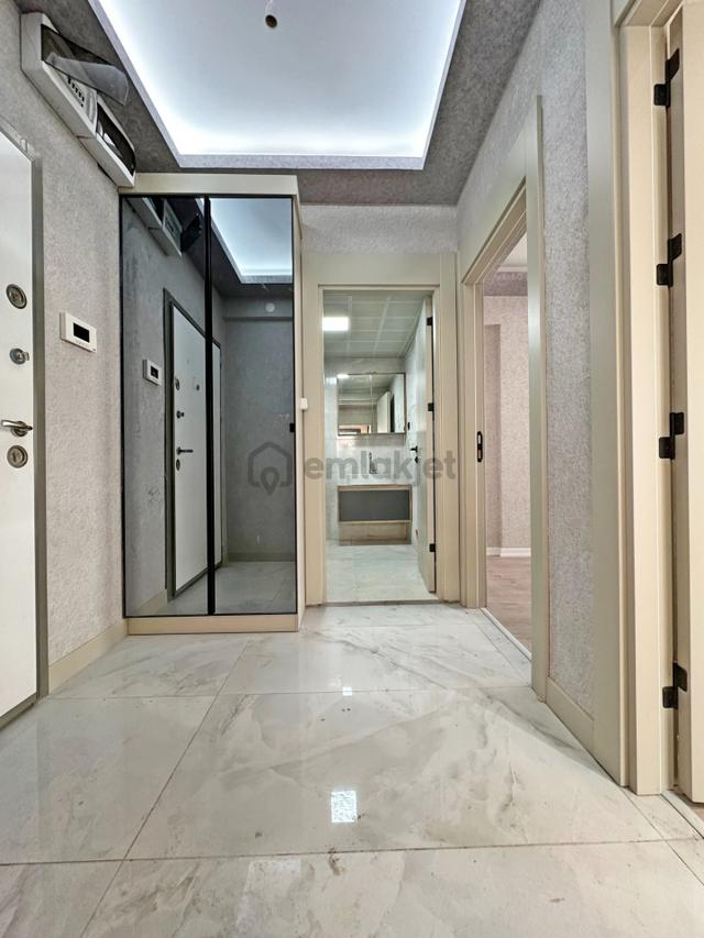 Keçiörern'de Emsali Olmayan Sıfır Geniş Full Yapılı Daire 2