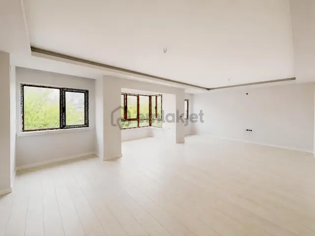 Etimesgut Elvan Mah. Yeni Okay Sitesinde 5+2 Lüks Villa 3