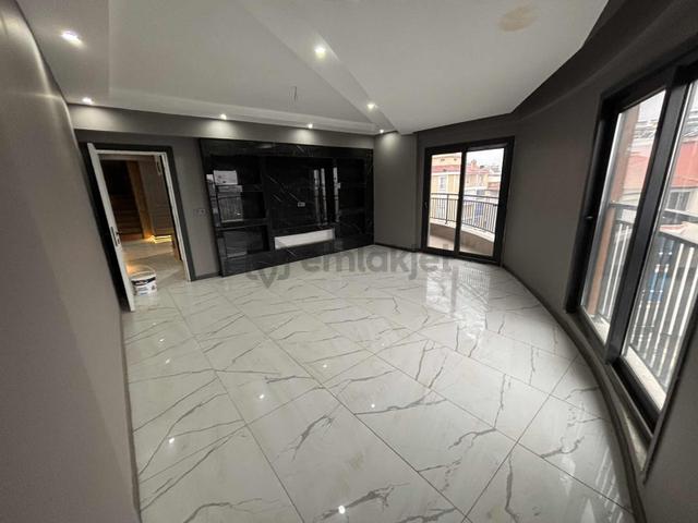 Fırsat!!! Salihli Satılık Sıfır Özel Otopark 5+1 Dubleks Daire 3
