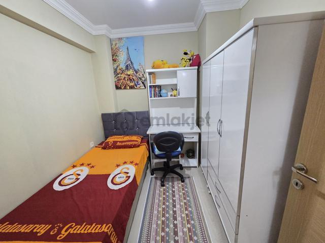 Yenifoça Fokai Terasları'nda Eşyasız Kiralık 3+1 Dubleks Villa 2