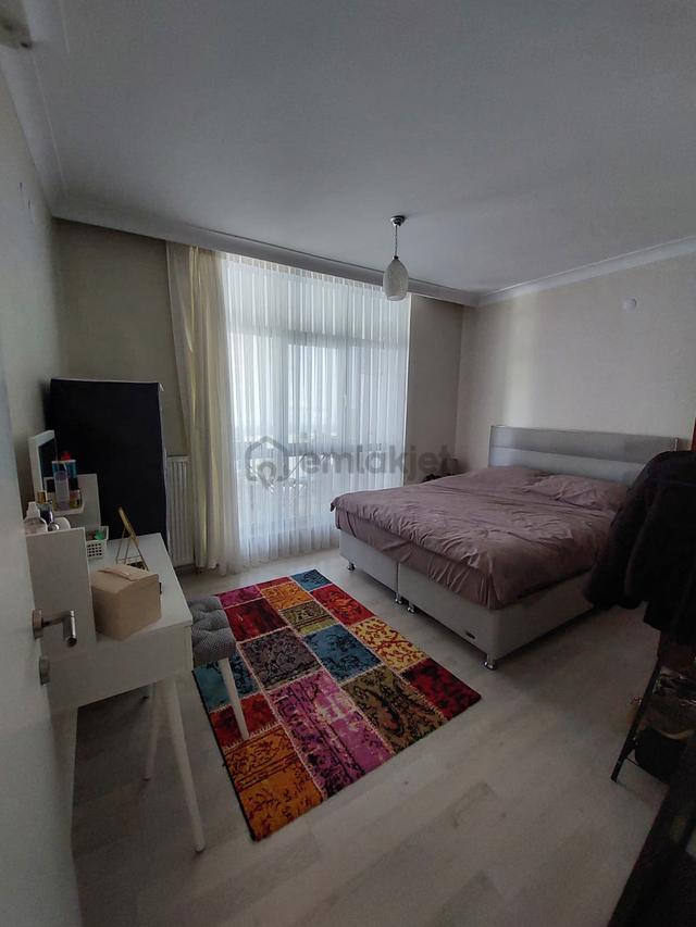 Sahibinden Relax Eryaman'da Genis Tip 1+1 Yapılı Geniş Balkonlu Ve Eşyasız Daire 5