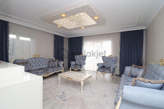 Elvankent Topçu'da Full Yapılı Ara Kat G/b Cephe Geniş 3+1 Daire 3