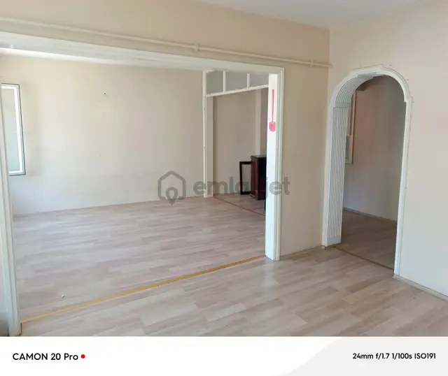 Bursa Ünlü Cadde Kayıhan Girişi 2. Kat 80 M2 2. Kat Daire Kiralık 2