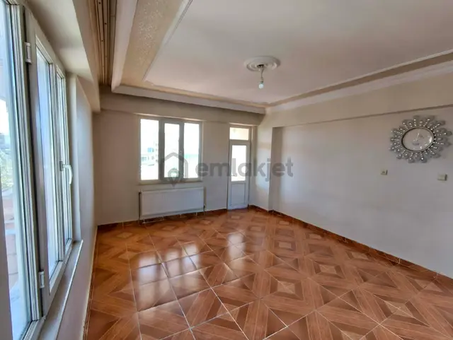 Yenihal Civarı Kiralık 3 +1 Daire 2