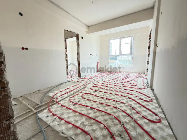 🏡 Göl-san Gayrimenkul’den 🏡 Sümer Mahallesi Cadde Üzeri 2+1 Satılık Daire !!! 3