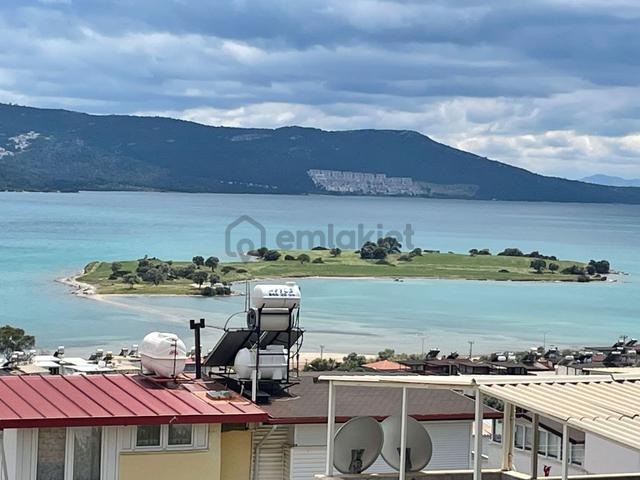 Kumkent Sitesinde Full Deniz Manzaralı Bahçeli 3+1 İkiz Villa 3