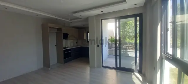 Dalaman Da Yüksek Giriş 1. Sınıf İşçilik Malzeme Satılık Daire 3