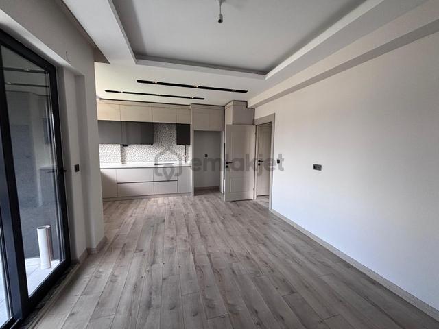 Kent Park Yanında En Üst Kat 3+0 Kiralık Daire