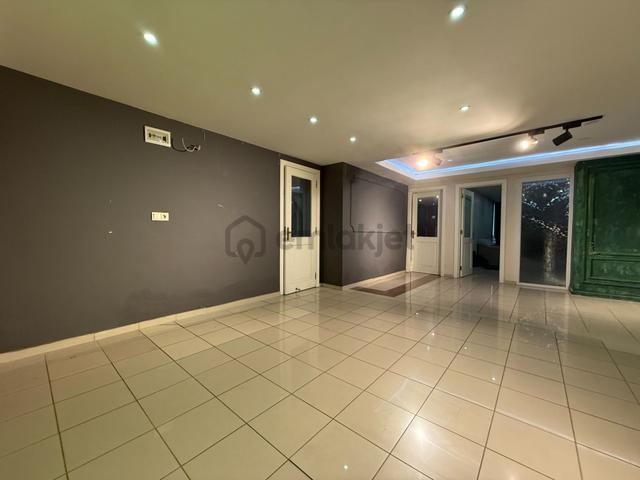 Toros Caddesinde 120 M2 3 Bölüm Wc+mutfak+kiler Kiralık Ofis&işyeri 4