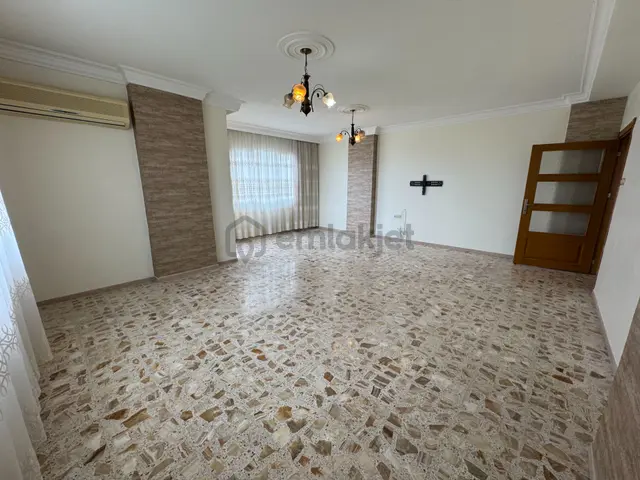 Saymax'tan Namık Kemal'de Ana Cadde Üzeri Hasarsız Satlık 3+1 Fırsat Daire G-b-d 3