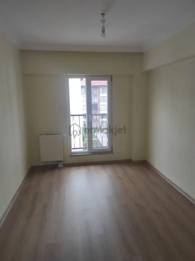 Turyap Kartepe Palastan Sağlık Kent Sitesinde Kiralık Daire 3