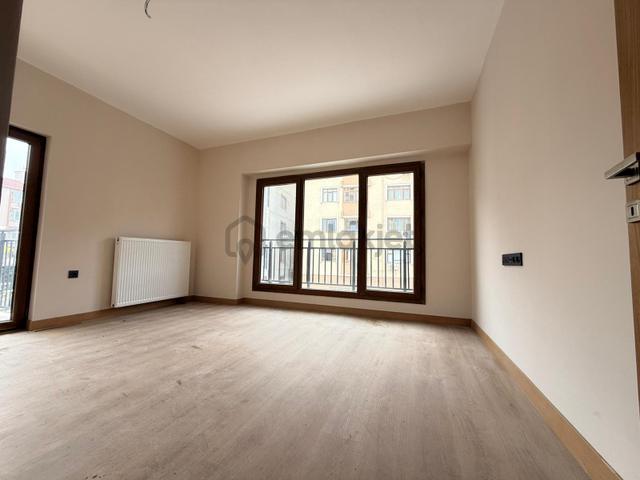 Kağıthane Merkez Mh. Toki Hizmet Sitesi 2+1 Satılık Daire 5