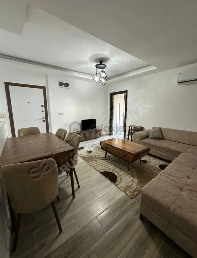 Eşyalı 1+1 Havuzlu Sitede Kiralık Daire 2