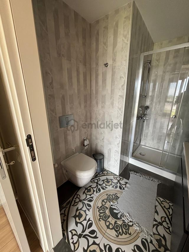 Kaan Emlaktan Sinpaşaquacity De Ara Kat 2,5+1 Lüks Satılık Daire 2