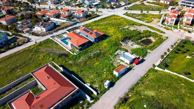 Foçaköyde Satılık Villa Arsası 5