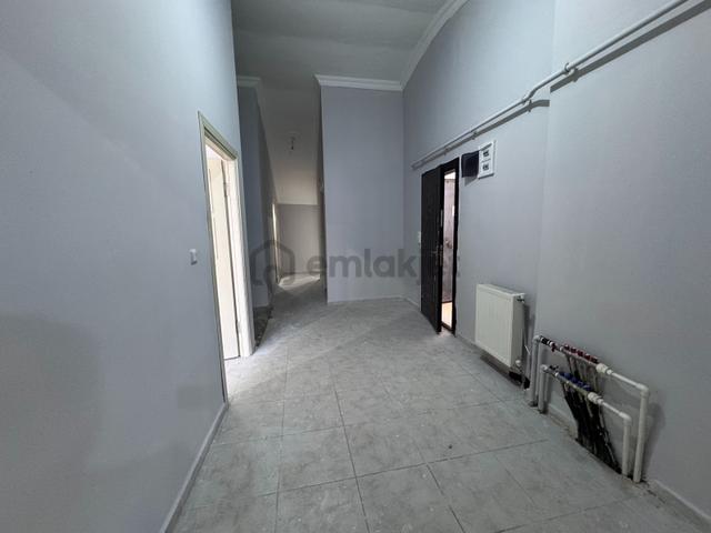 Adliye - Ruh Sinir Hastanesi Yakınında Teras Kat Kiralık Daire 4