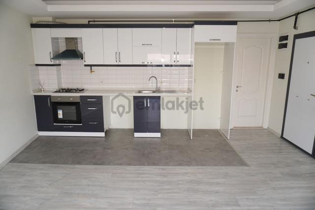 Çiğli Ataşehirde İzban Tranway Yürüme Mesafesinde 1+1 Daire 3