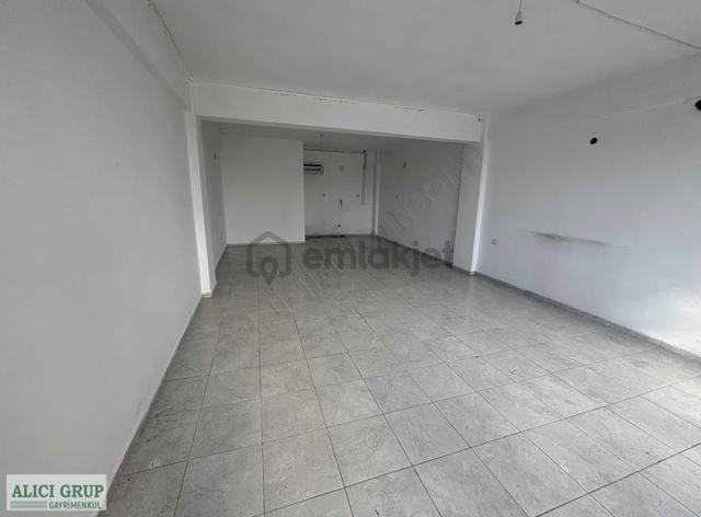Stadyum Civarında 50 Metrekare Ön Alanlı Darabalı Kiralık İşyeri 4