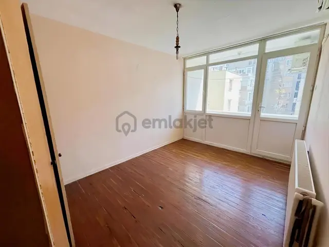 Konak Çankaya Mahallesinde Geniş Teraslı 3+1 Satılık Daire 3
