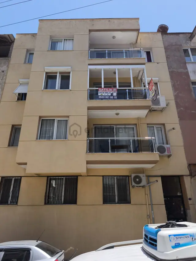 Balçovada Genç Binada J.termal Isıtmalı Arakat Satılık 2+1 Daire Balçovada Genç Binada J.termal Isıtmalı Arakat Satılık 2+1 Daire