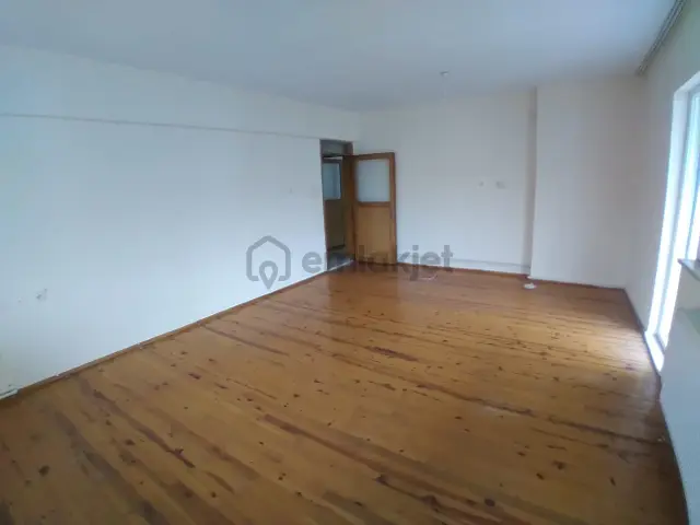 Ender Uysal Gayrimenkulden Kınıklı Da 3+1 Balkonlu Kombili Daire.... 3