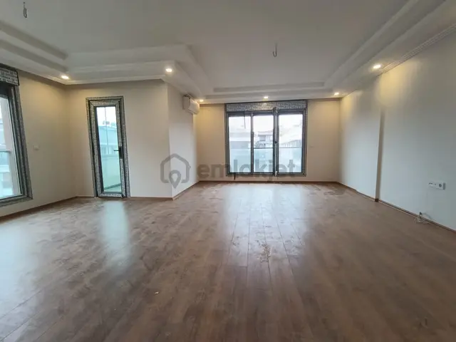 Bahçelievler Yeni Binada 5+2 Satılık Lüks Dubleks Daire 5
