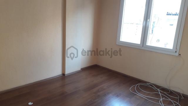 Bozyaka Merkez Yakını Çalıkuşu Mah.3+1 110 M2 Doğalğazlı Kiralık Ev 2