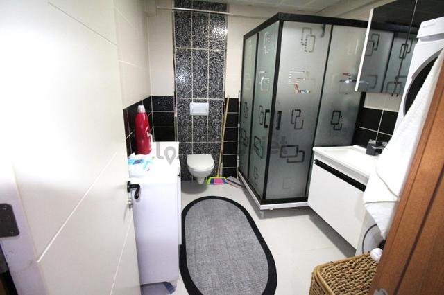 'dan Eşrefpaşa Merkezde 2+1 Doğalgazlı Satılık Daire 5