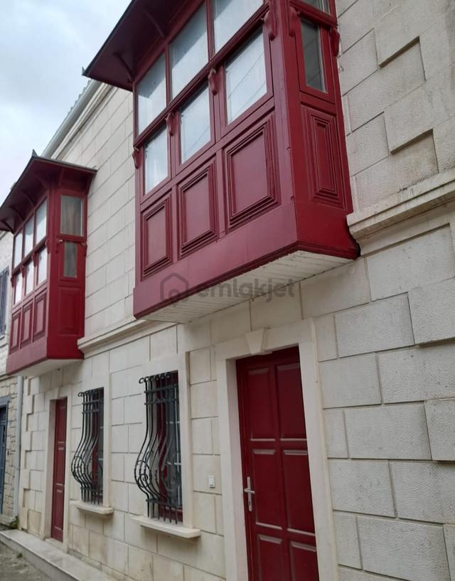 Çeşme Musalla Merkezde Köşe Konumlu Satılık 2+1 Dubleks Daire 4
