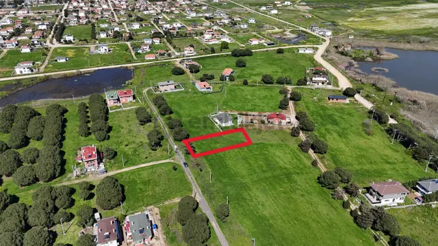 547 M2 Villa Arsası Biga Çeşmealtında Denize Yakın Denize 1.2km 5