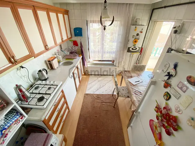 Esertepe ' Şinasi İlk Ögretim Ve Vadi Yakını Manzaralı (kök Tapu 1