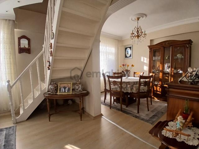 Bahçelievler Basın Sitesi İle İlkyuva Arası Kapalı Teraslı 3+2 140m2 Asansörlü Kredilidubleks Daire 5