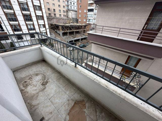 19 Mayıs Cadde Üzeri 3+1 Bağımsız Ön Cephe Yalıtımlı Bina Acil!! 5
