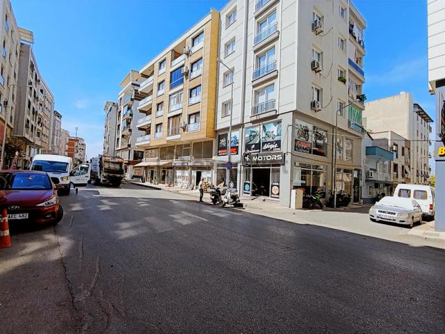 Yeni Mahalle Cadde Üzeri Köşe Dükkan Satılık 5