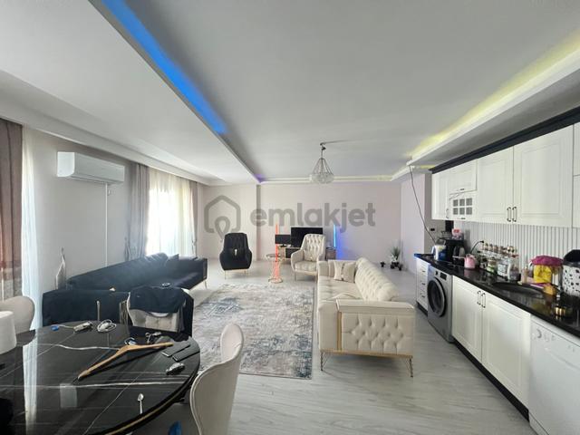 Restij'den Turgutreis'te Full Yapılı Asansörlü Geniş 2+1 Daire 4